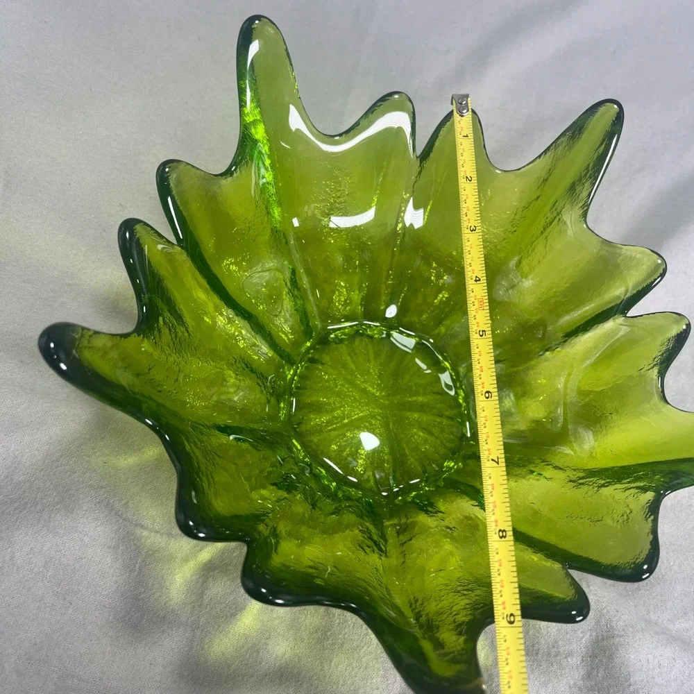Vintage MCM Viking Epic Stockholm Green Spiked Lotus Bowl Wayne Husted Glass 60s